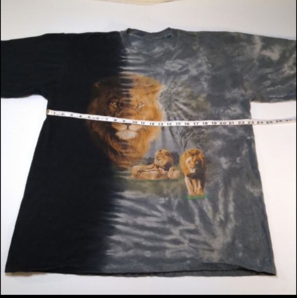 The Mountain Shirts Bundle Sz XL purple tiger , two tone lions (both) - Picture 6 of 10